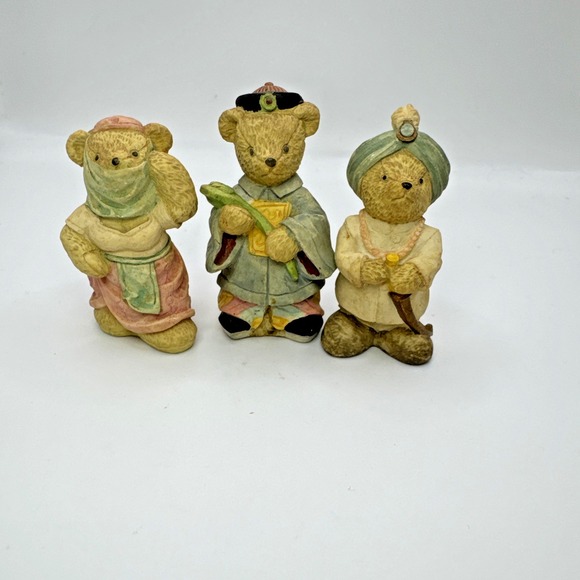 The Unbranded Brand Other - Lot of  3 Miniature Resin  Bear‎ Figurines
